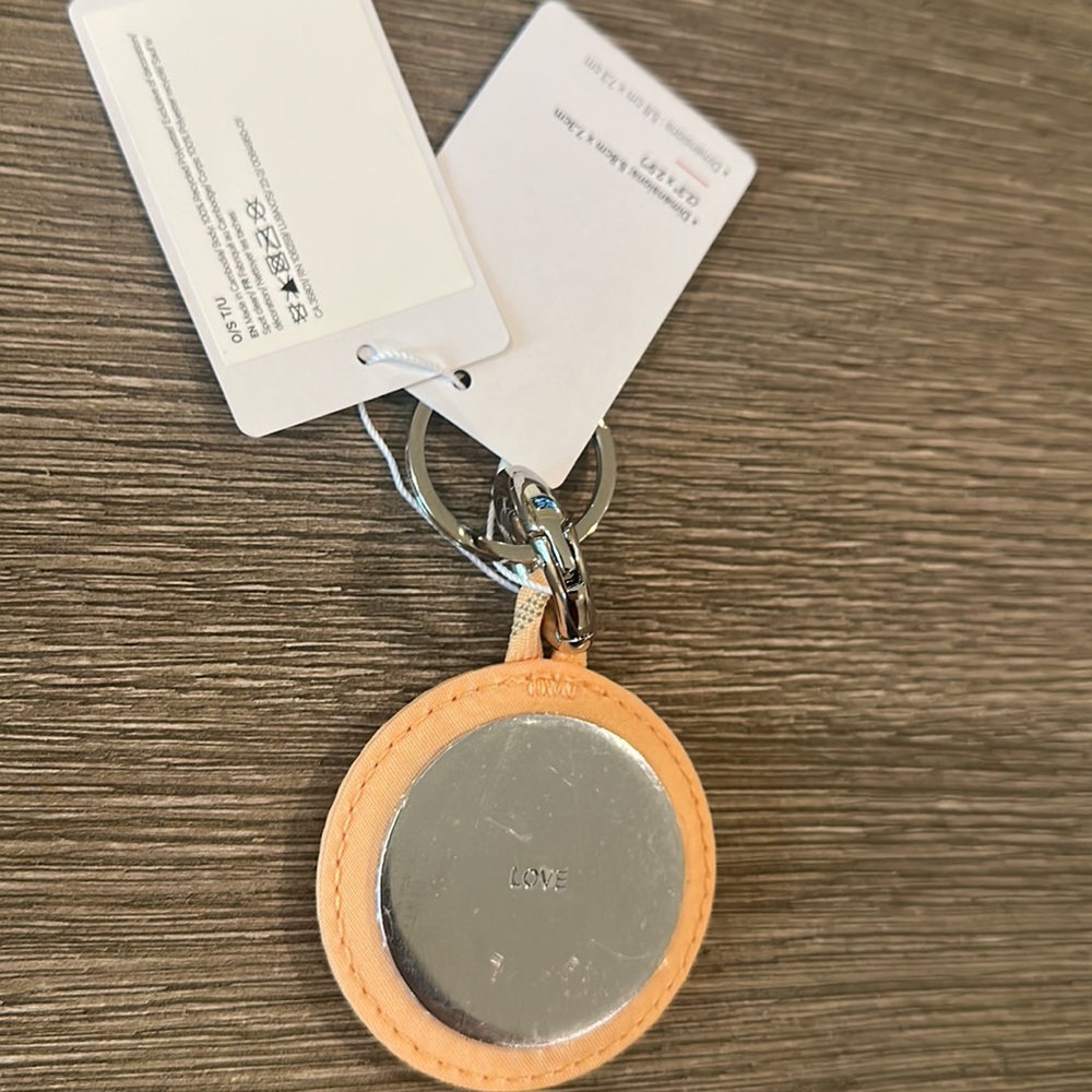 summer glow NWT lululemon Logo Bag Charm & Keychain - Picture 2 of 2